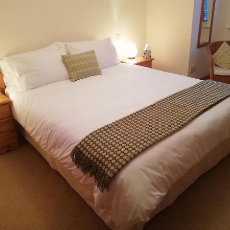 Two Eggs Bed and Breakfast Kenmare Exteriör bild