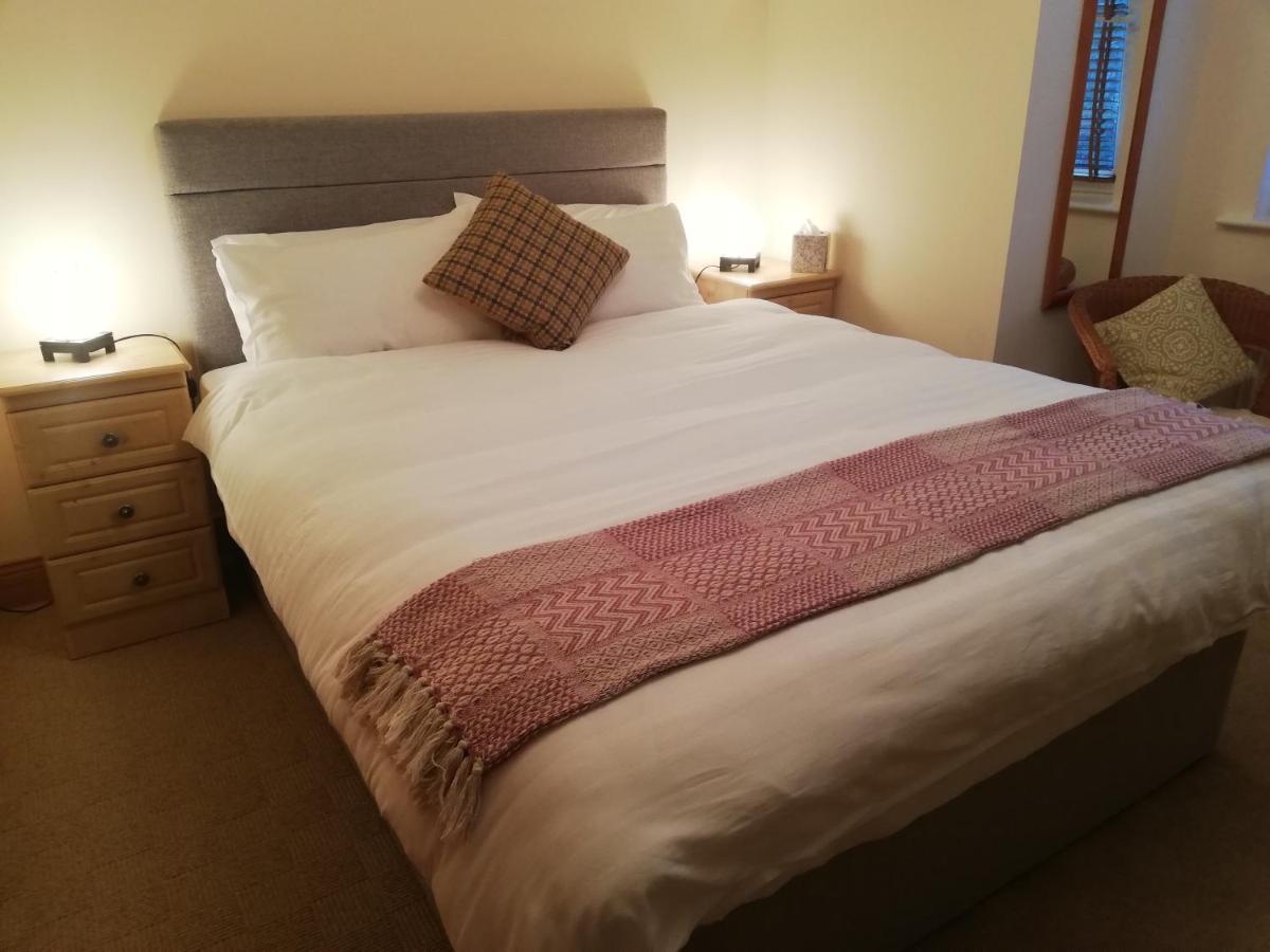 Two Eggs Bed and Breakfast Kenmare Exteriör bild